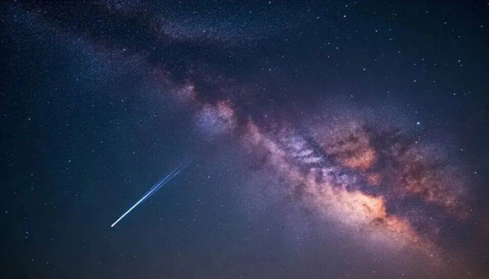 26观星日历来了超级月亮、流星雨轮番登场！新葡京【科普天天见】天文科普 收藏！20(图2)